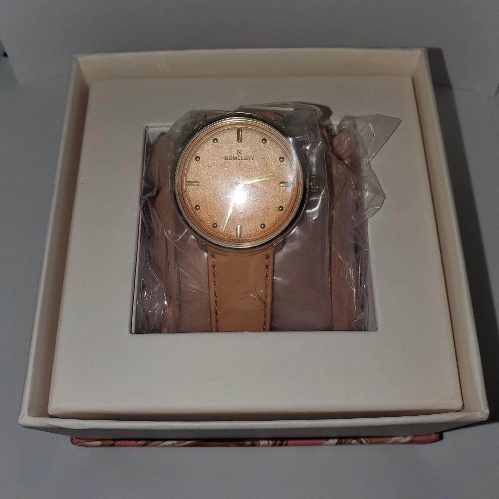 Gomelsky Audrey 6 Gold Tone Steel Tan Dial Quartz